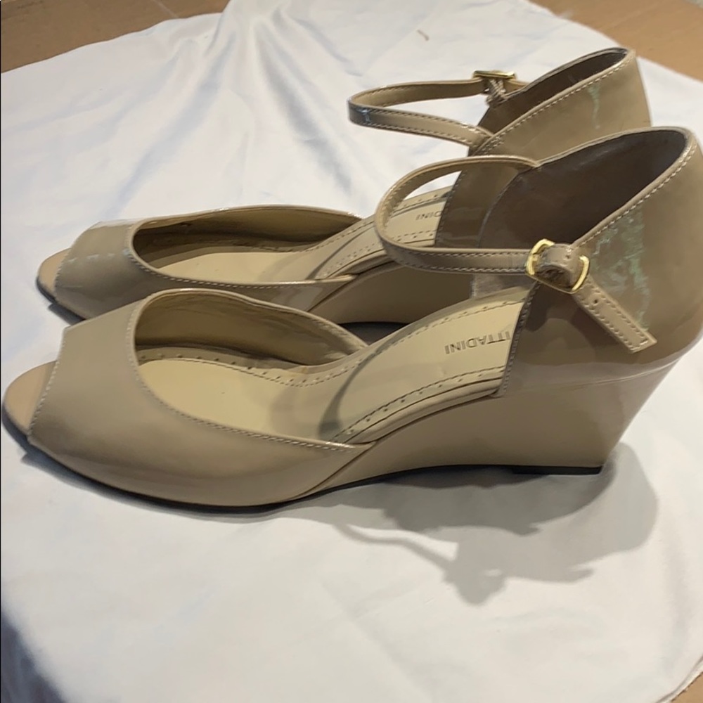 Nude wedges size 9